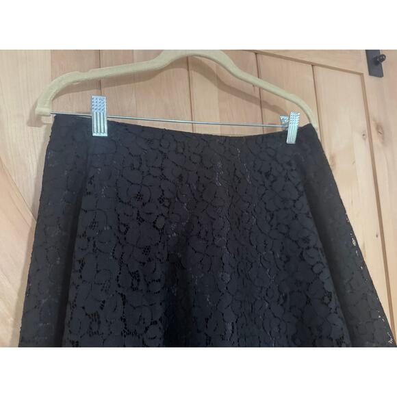 Pringle of Scotland | Black Lace Short Flare Skirt | EU Size 12 (US size 8) - Picture 2 of 14